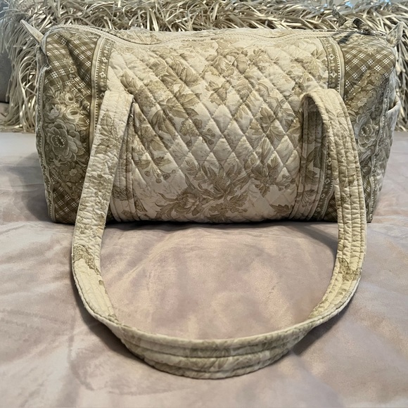 Vera Bradley Handbags - Vintage VERA BRADLEY Cream Green Lattice Leaves Sport Medium Duffel Bag Tote
